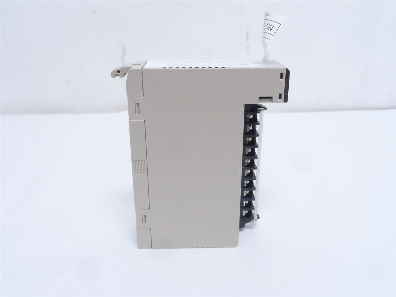 Omron C200H-OD411; Output Unit; 12-48VDC; 1A/Point; 3A/Unit