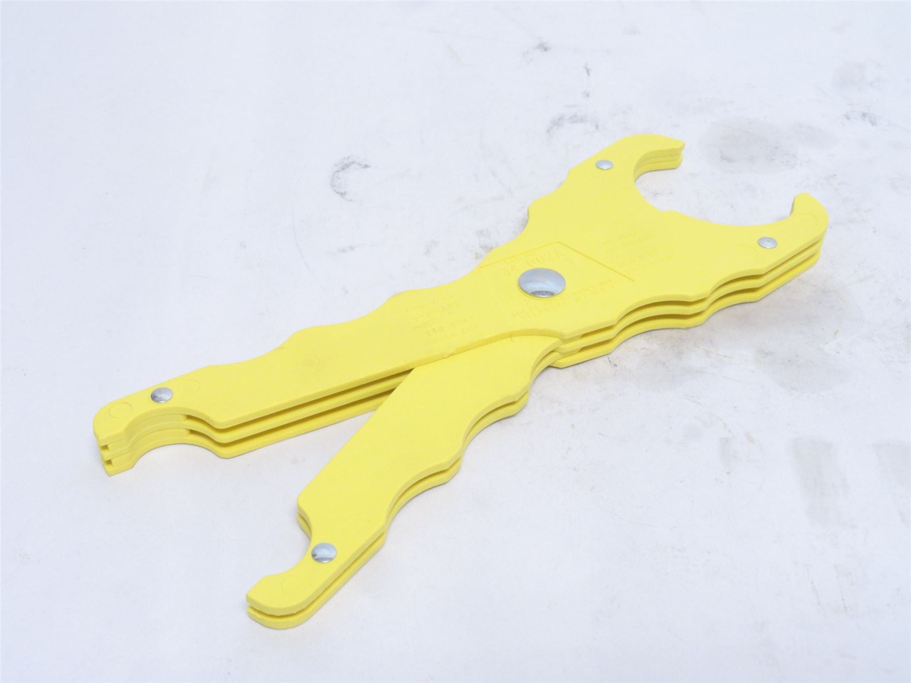 Ideal 34-002; Safe-T-Grip Fuse Puller; 1/2"-1"