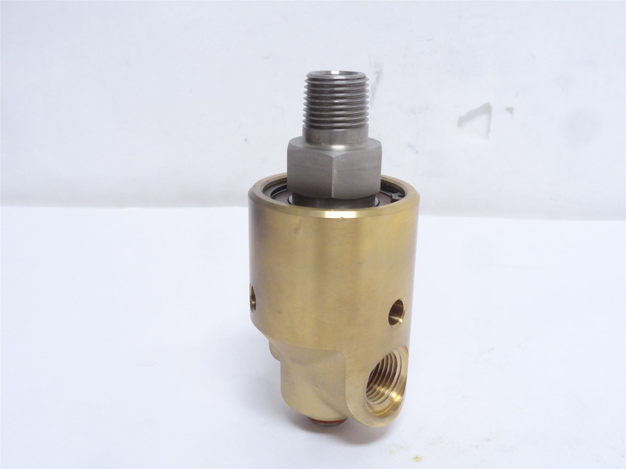 Deublin 155-000-001; Right Hand Rotary Union; 1/2NPT