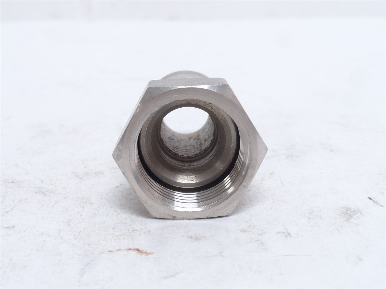 Parker 10691N-12-12C; PTFE Crimp Fitting; 5/8" Tube; 3/4 JIC