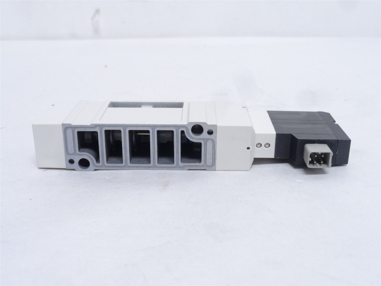 SMC SV3A00-5FU-X2; Solenoid Air Valve; 0.15-0.7MPa; 24VDC