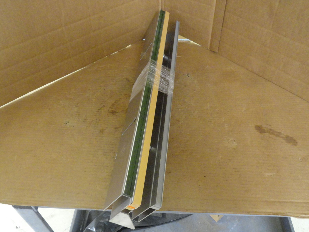 Cryovac ZFUR43836; Seal Seat Holder; 27-3/8" Wide