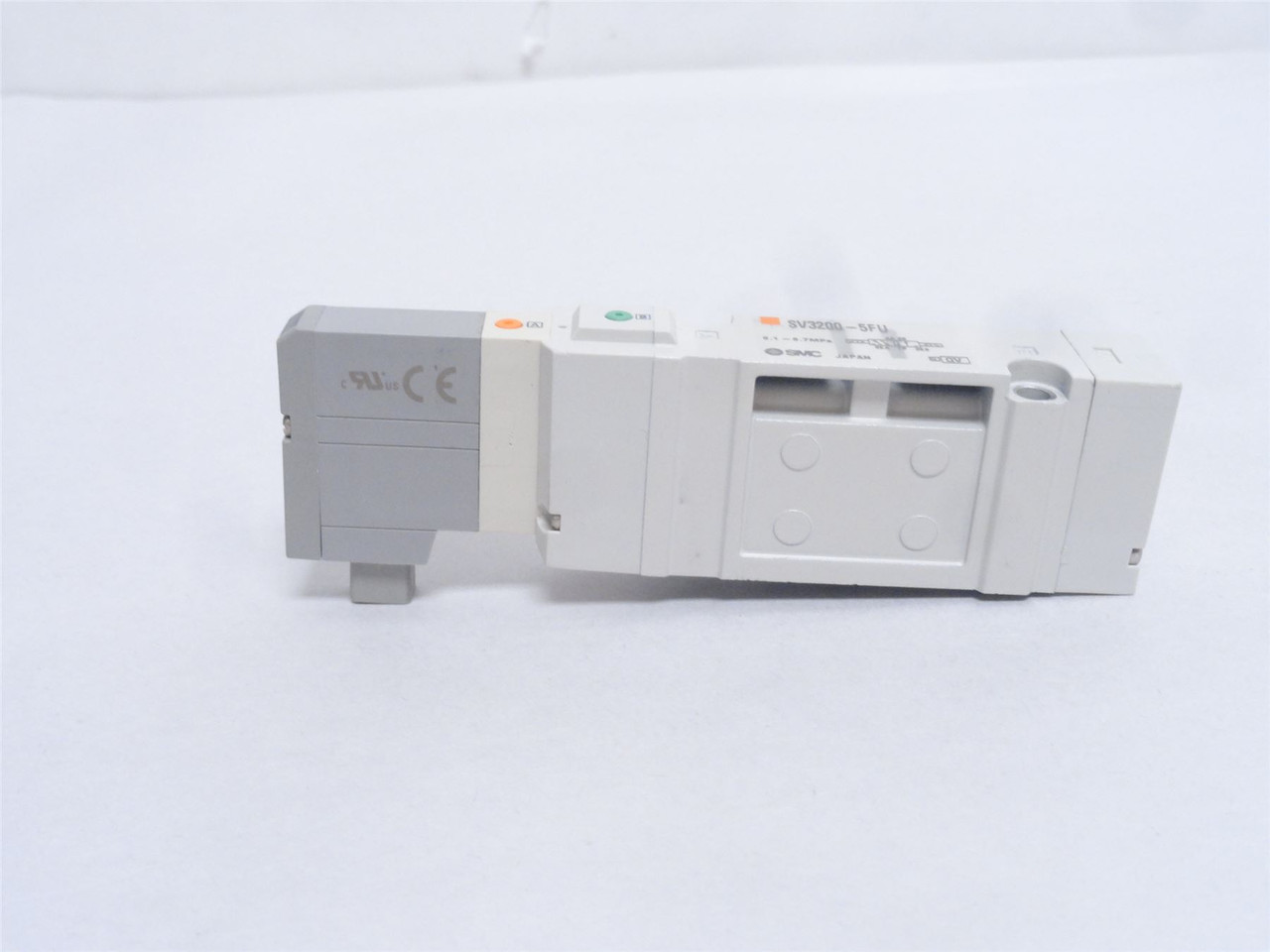 SMC SV3200-5FU; Pneumatic Solenoid Valve 0.1-0.7MPa; 24VDC