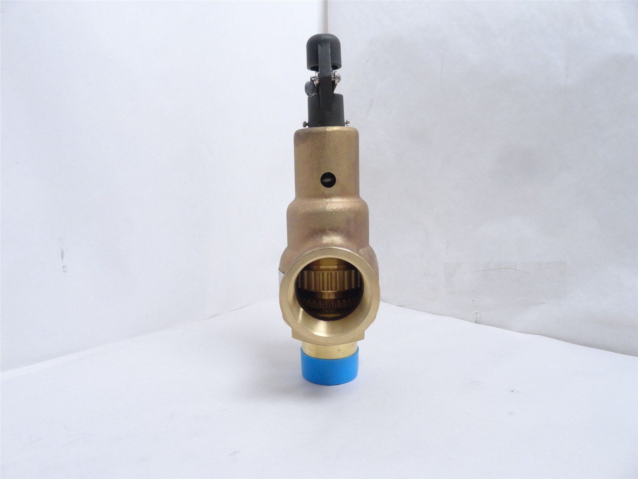 Kunkle 6010JHM01-AM; Safety Valve; 140PSI; 2NPT x 2-1/2NPT