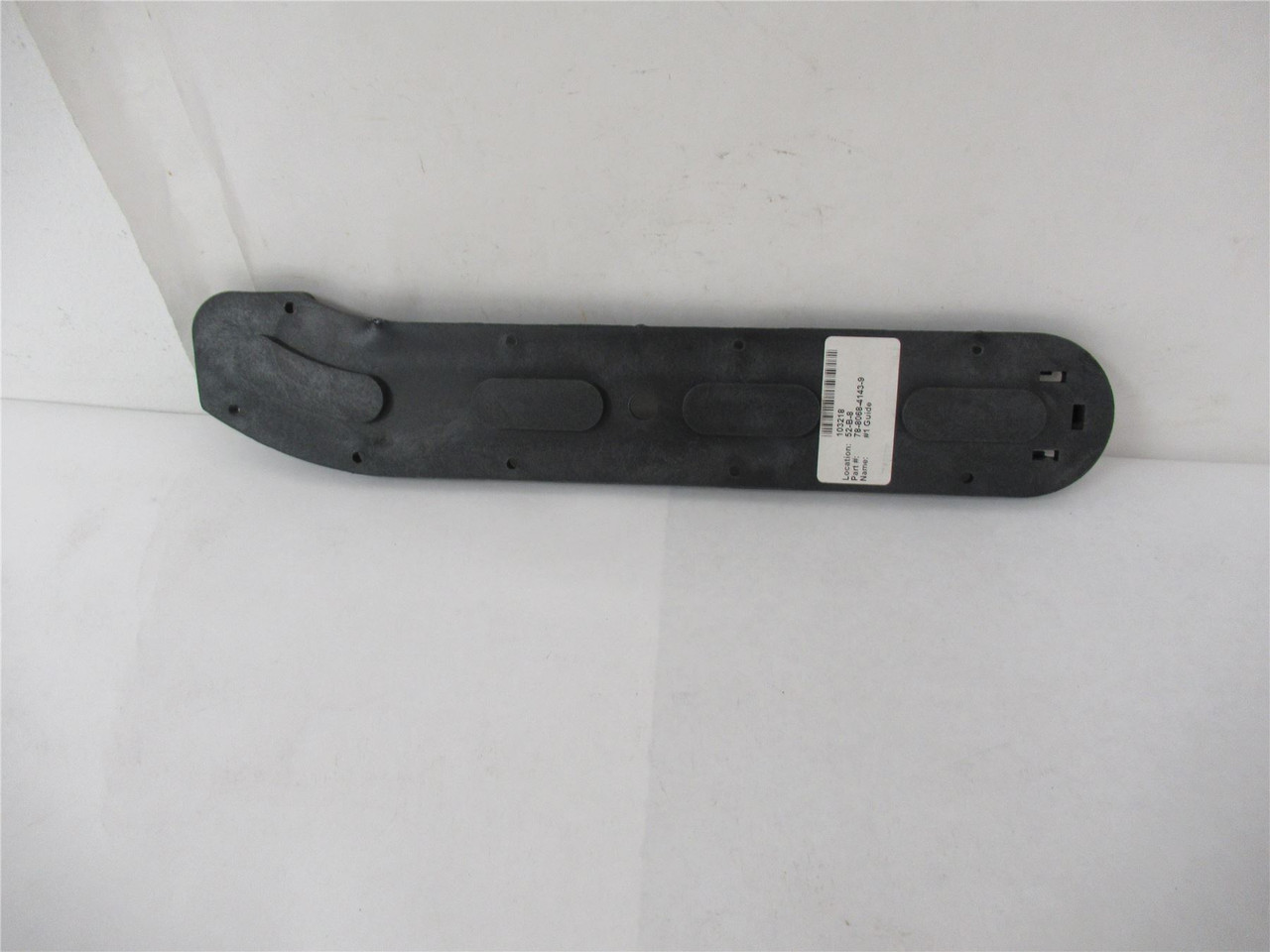 3M 78806841439; Guide R/H for Accuglide
