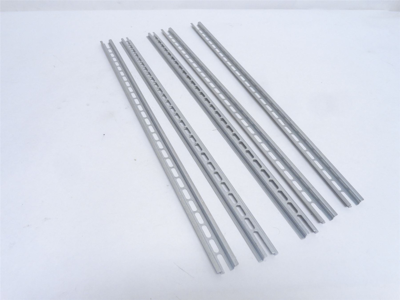 Square D 9080GH118; Lot-5; Terminal Mounting Tracks; 18" Long