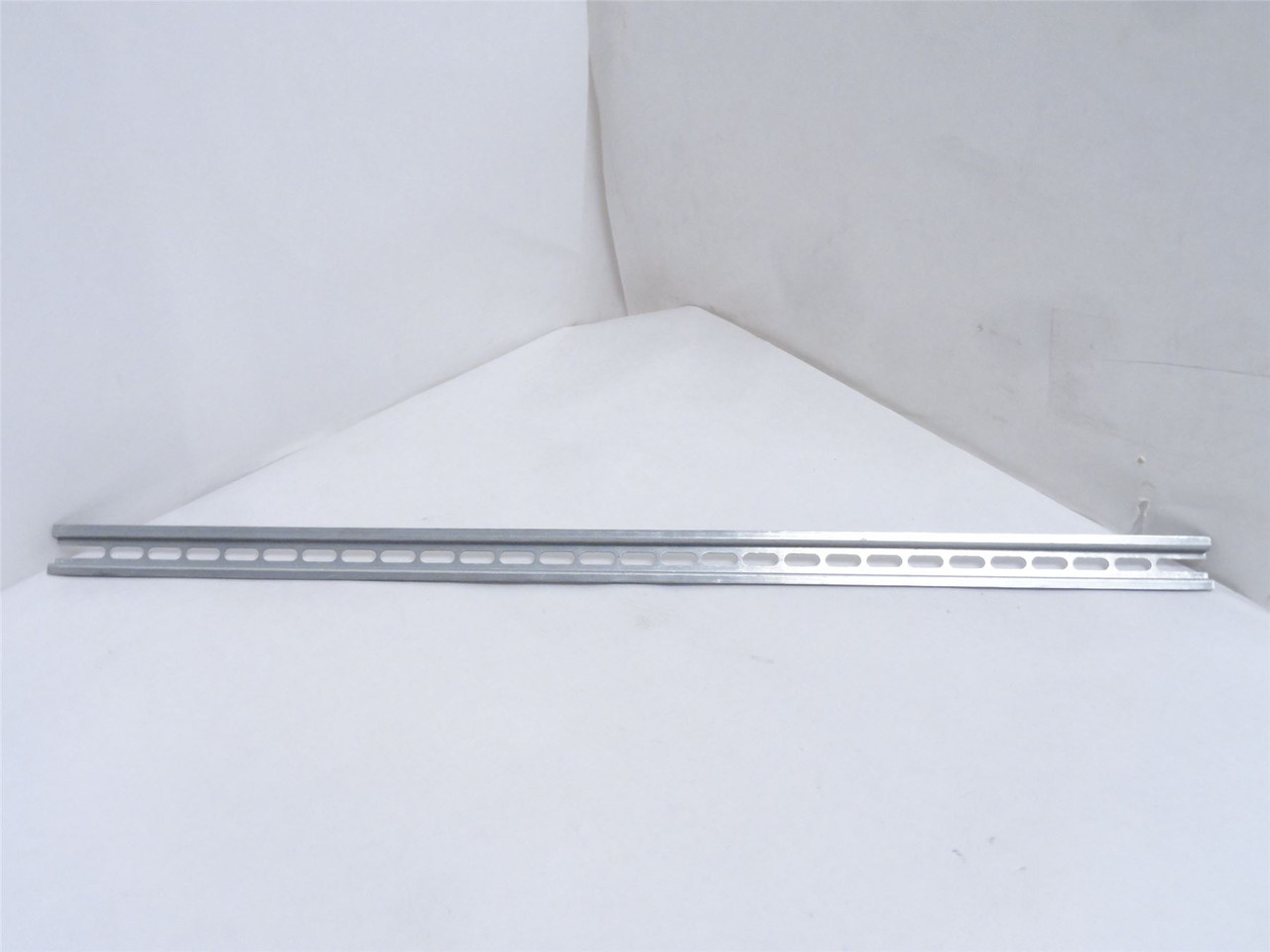 Square D 9080GH118; Lot-5; Terminal Mounting Tracks; 18" Long