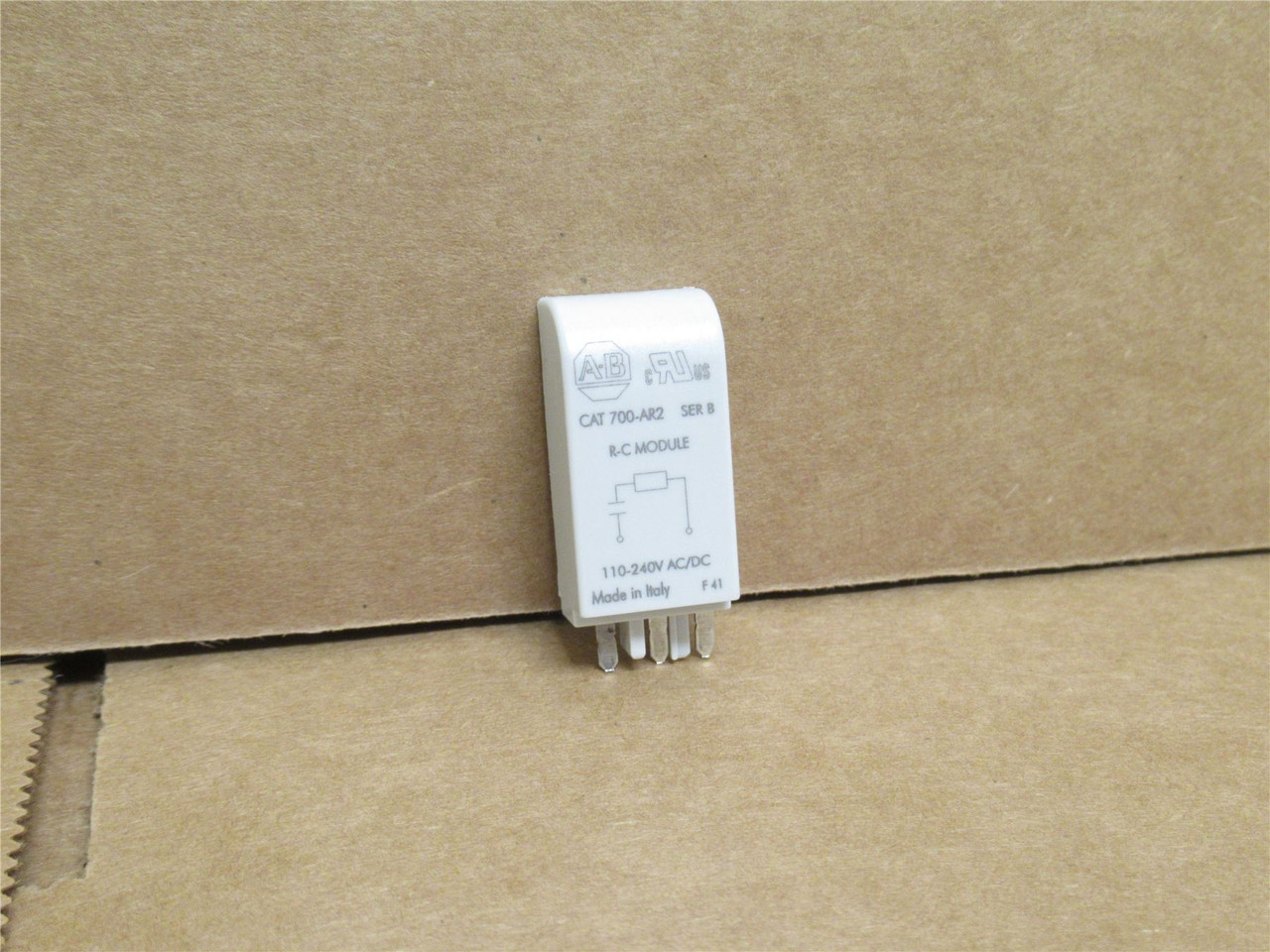 Allen-Bradley 700-AR2; Surge Suppresor; 110-240VAC/DC