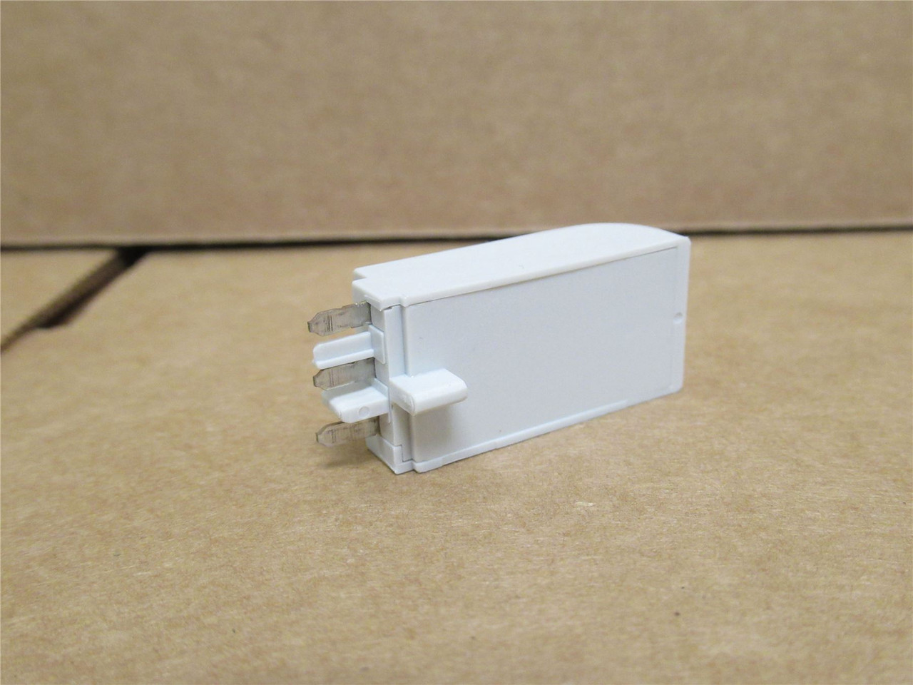 Allen-Bradley 700-AR2; Surge Suppresor; 110-240VAC/DC