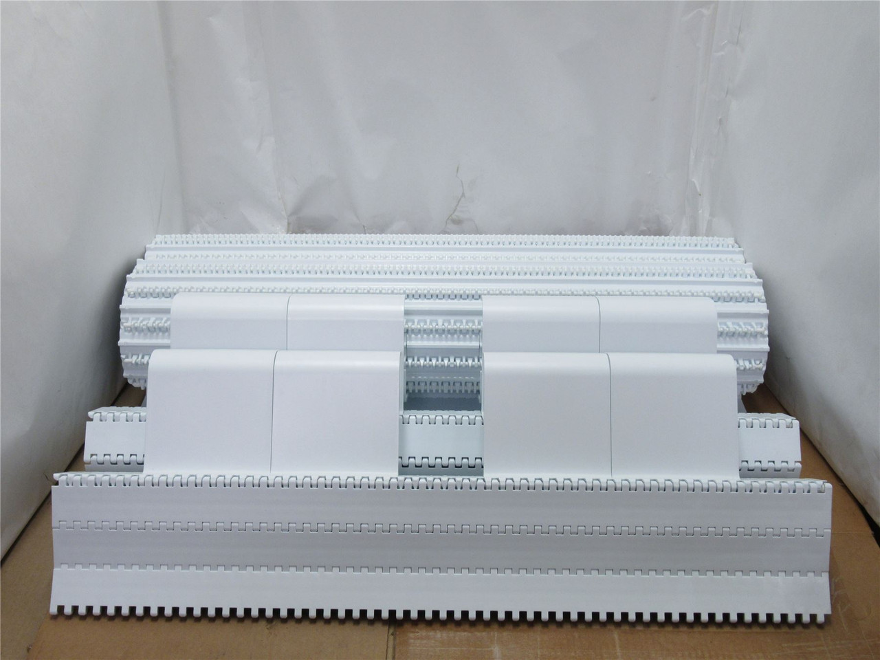 Intralox 9459; Series 800 Scooped Fight Belt 35.8"W x 14'L