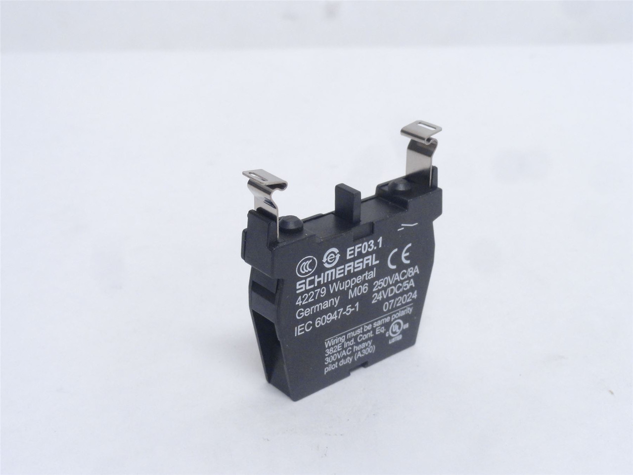 Schmersal EF03.1; Contact Block 101006538 8A@250VAC; 5A@24VDC