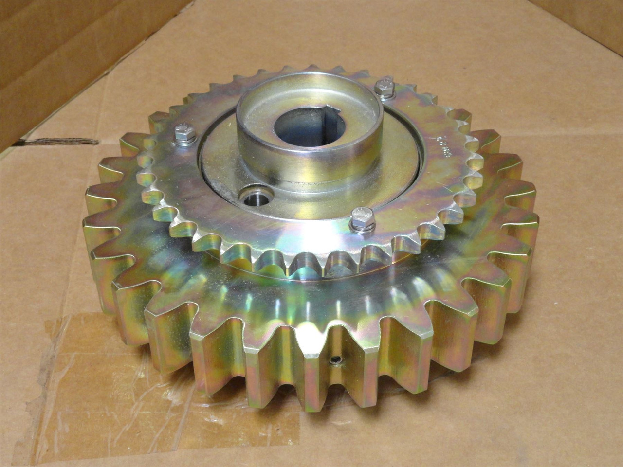 Cryovac ZFUR004979; Gear + Sprocket Assembly 014891