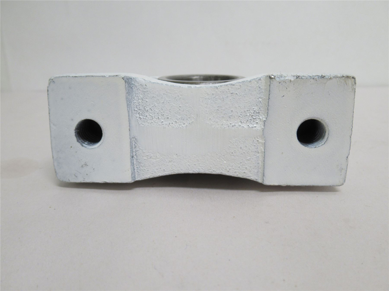 AMI UCTB206-30; Pillow Block Bearing 30mmID; NO ZERK
