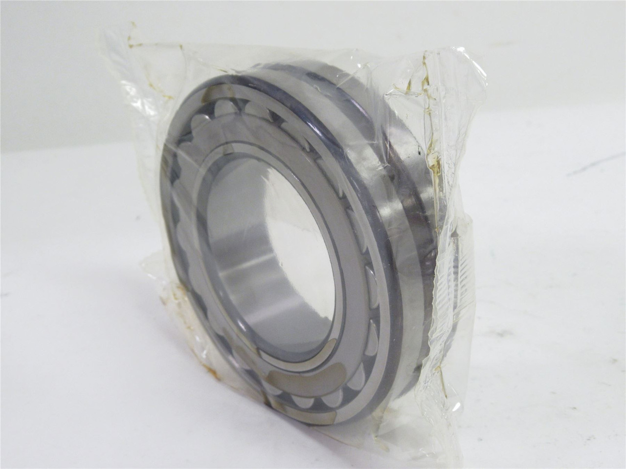SKF 22211E; Spherical Roller Bearing; 55mmID; 100mmOD; 25mmW