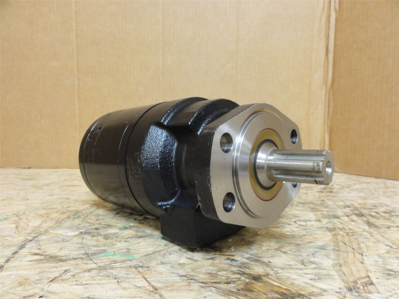 Parker TG0475MS010AAAA; Motor;  160RPM; 2538PSI; 19.81GPM