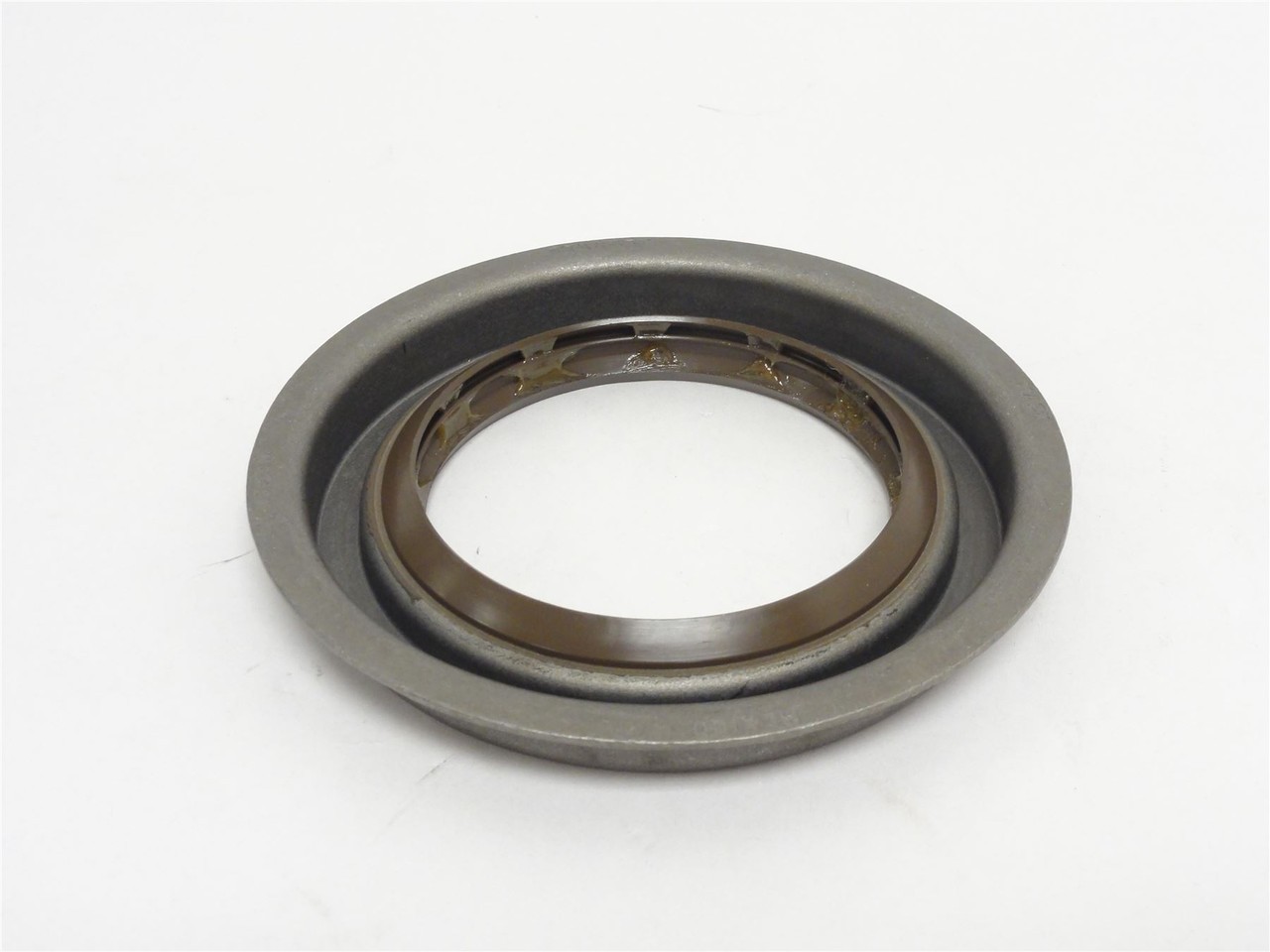 National 25624339; Flange Oil Seal 88AX457 2-5/8"ID