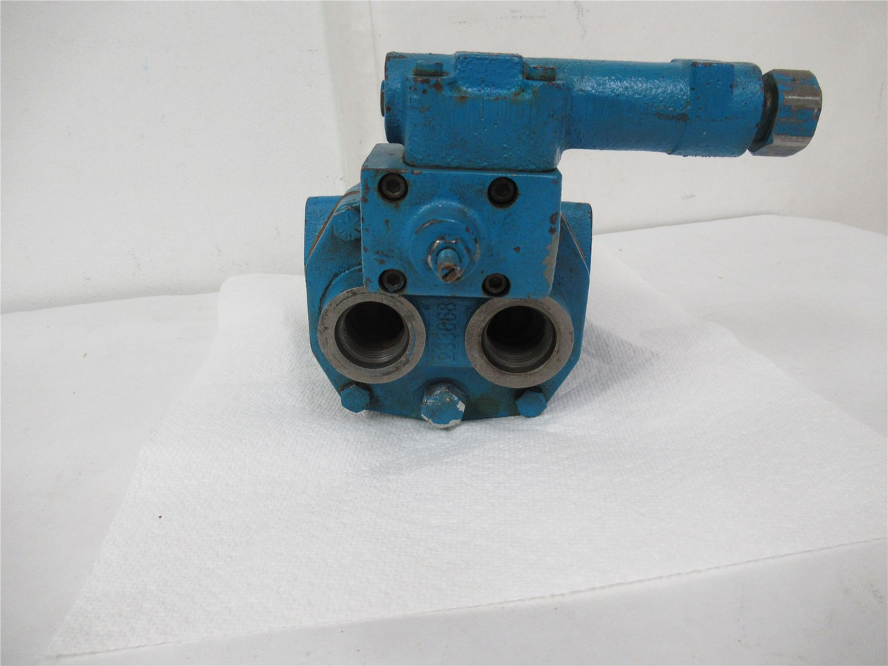 Vickers PVB6-RSY-40-CC-12 ; Hyraulic Piston Pump 6.5 GPM @ 1800 RPM