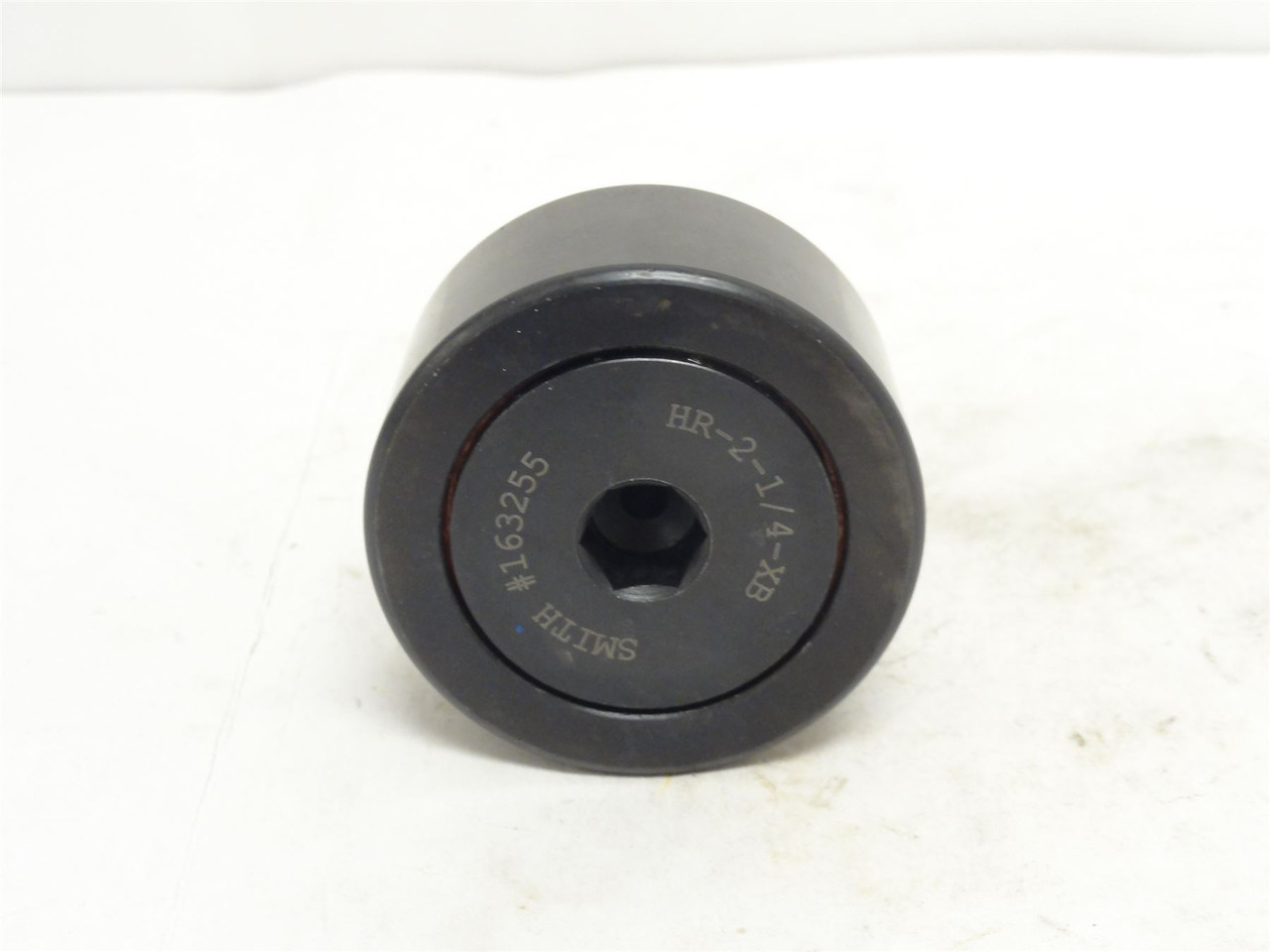 Smith HR-2-1/4-XB; Flat Cam Follower 2-1/4"OD; Cut-Down Shank