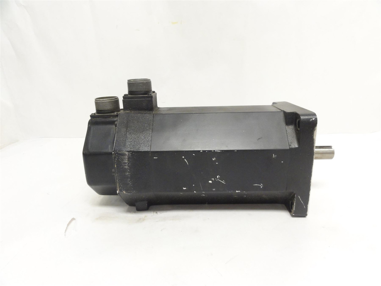 Allen-Bradley F-4050-Q-HOOAA; Servo-Motor; 2.5kW; 240VAC; 4000RPM