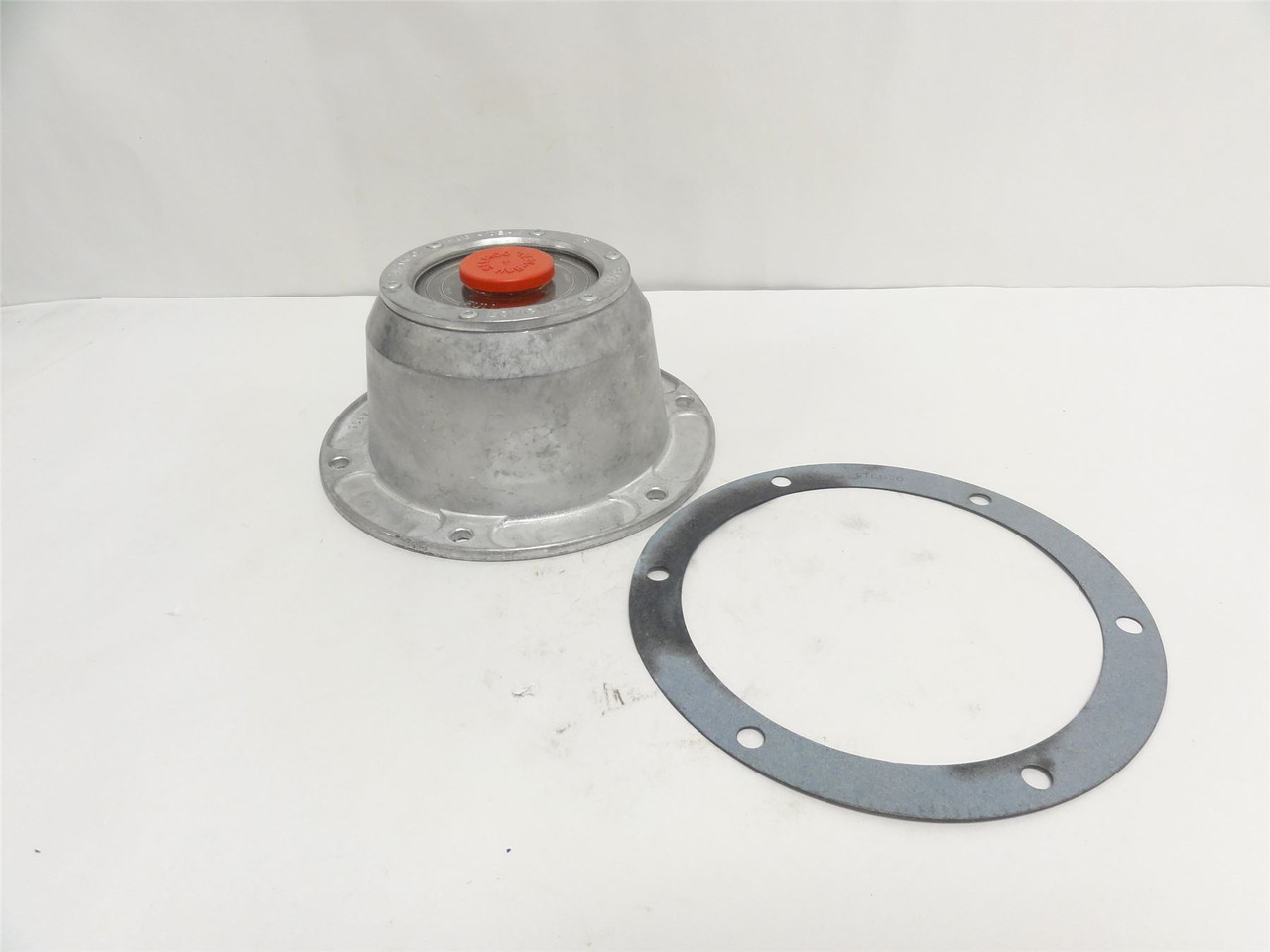 Stemco 343-4195; Bolt-On Hub-Cap; Six Hole