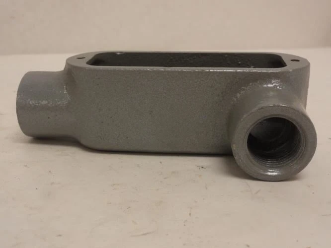 Killark OLL-1M; Duraloy Conduit Box; 1/2"; Cast Iron; LL-Style