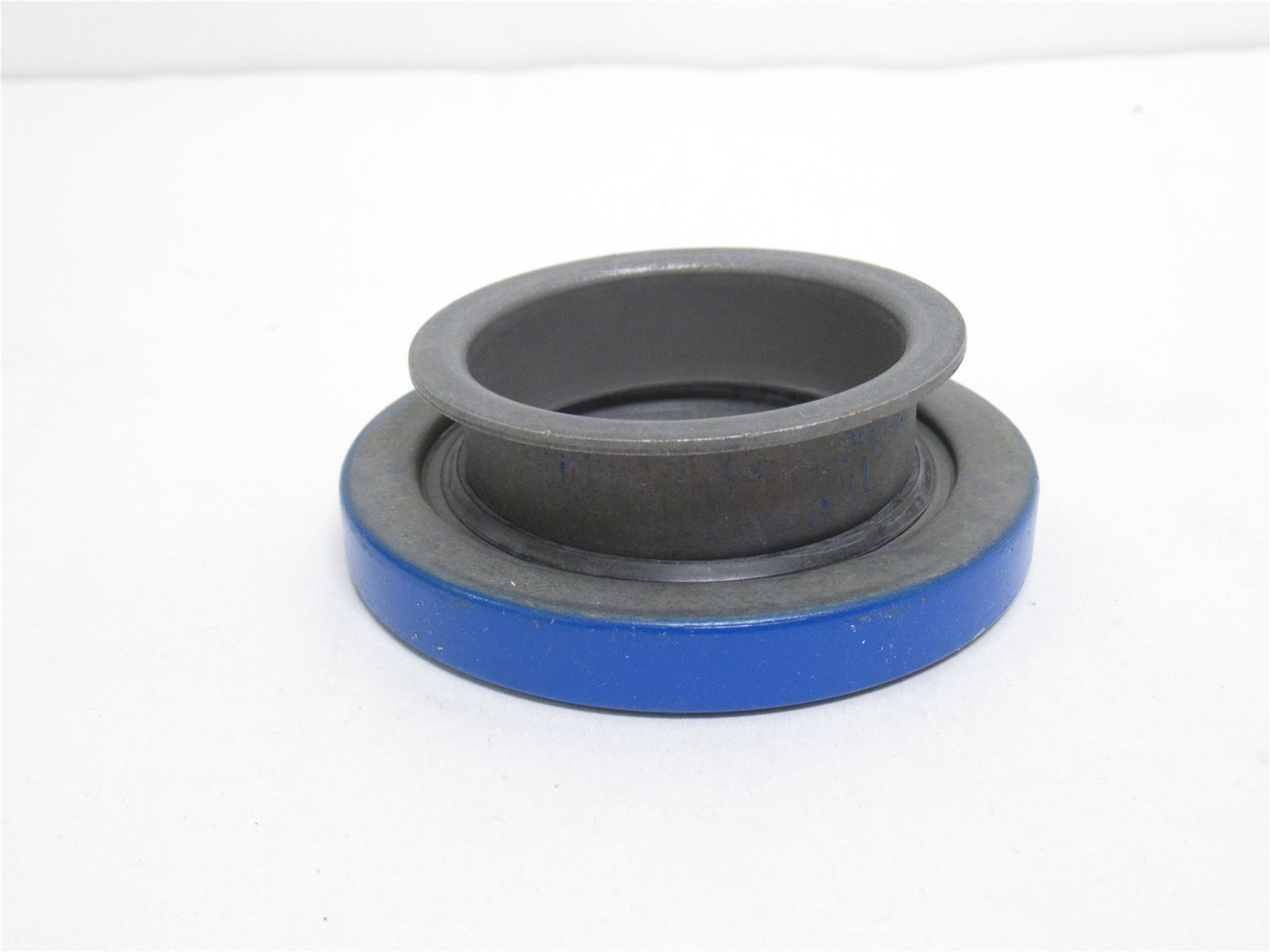 CR 20108; Seal And Sleeve Kit; 2"ID x 3.251" OD x 0.437" Wide