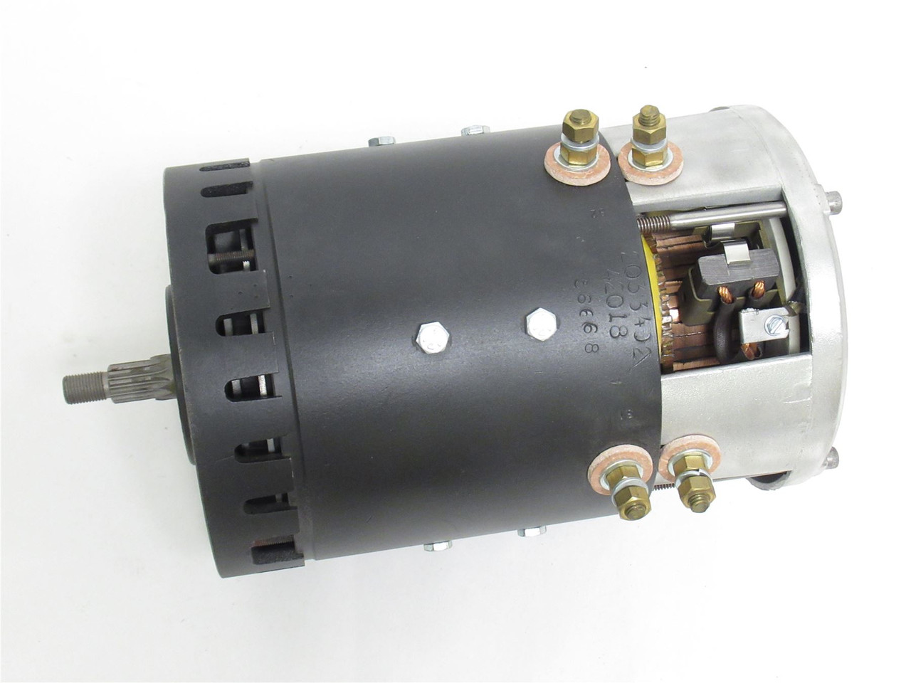 Hyster 2033402; Forklift Main Drive Motor 3HP; 24VDC; 2700RPM