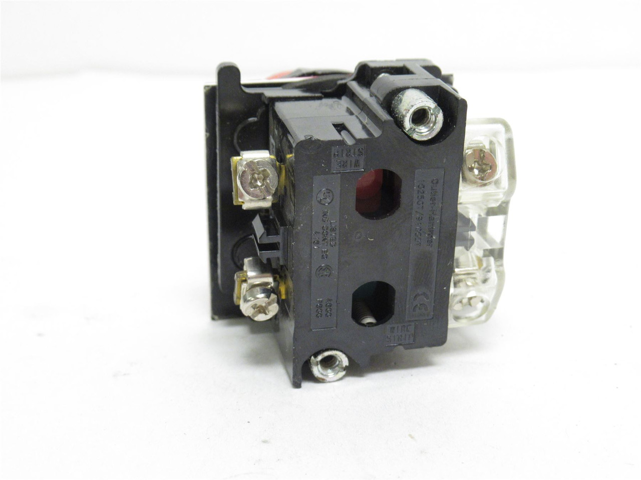 Cutler-Hammer 10250T31R-POP; Red Push Button W/Legend Plate