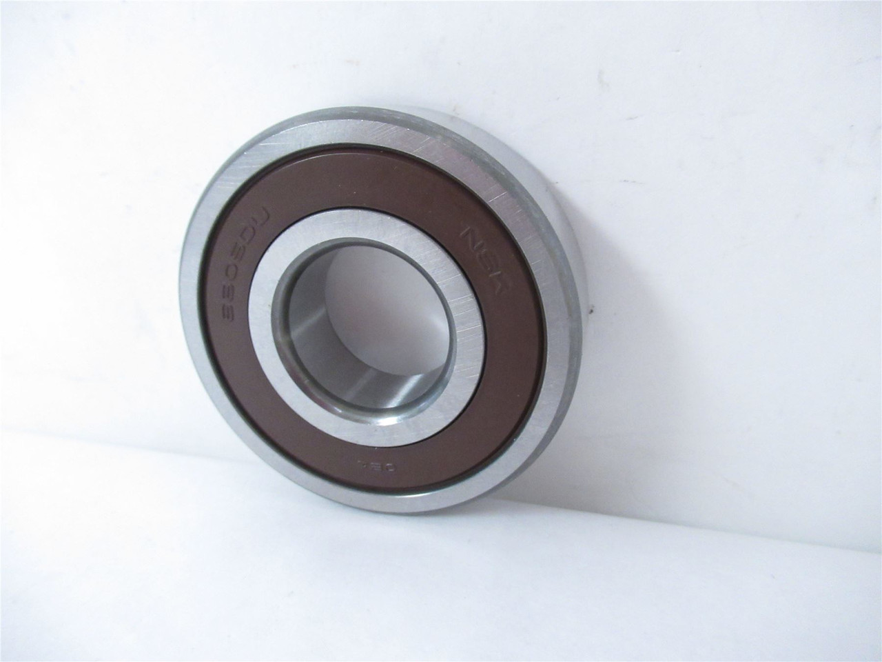 NSK 6305DU; Bearing 25mmID 62mmOD 17mmWide Double Sealed