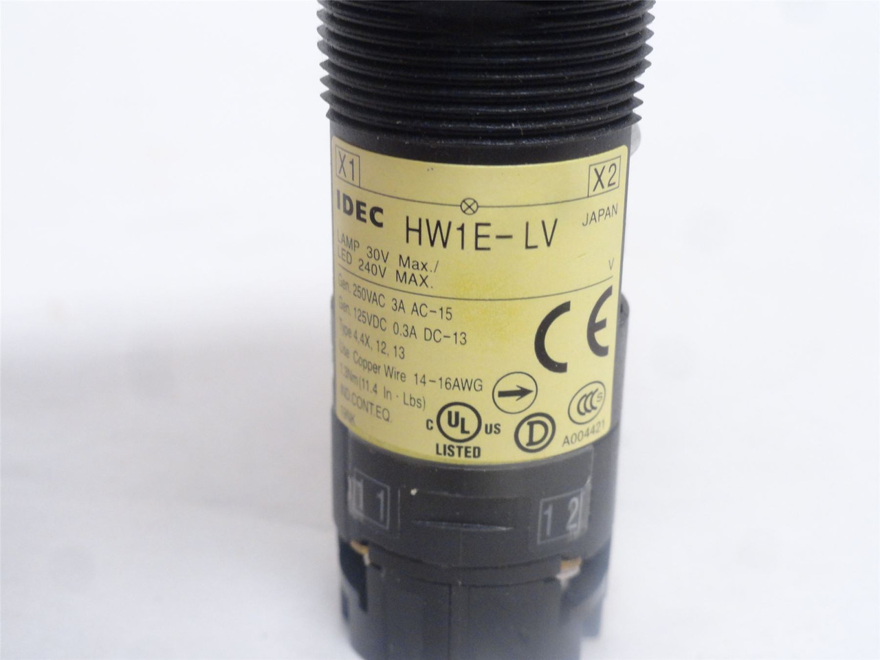 Idec HW1E-LV4F02QD-R-24V; Red E-Stop Switch 10A 250VAC/125VDC