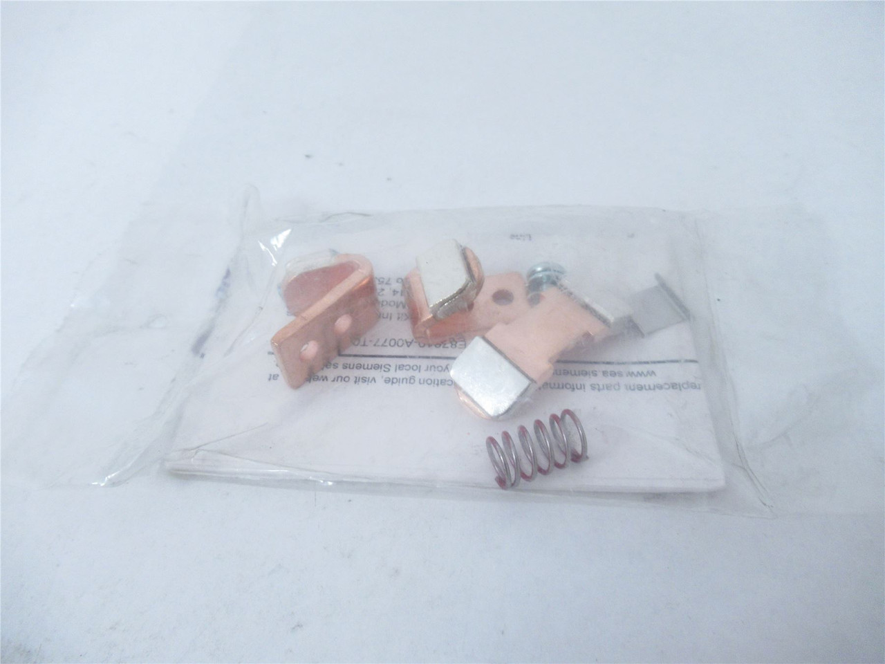 Siemens 75JG14; Contact Kit Size-4 1-Pole 135 A