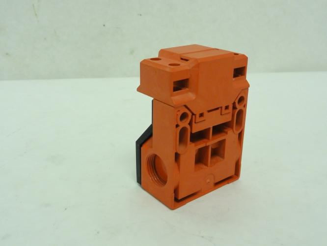 Banner SI-QS75MRVC; Flat Pack Switch 46702; 10A@500VAC
