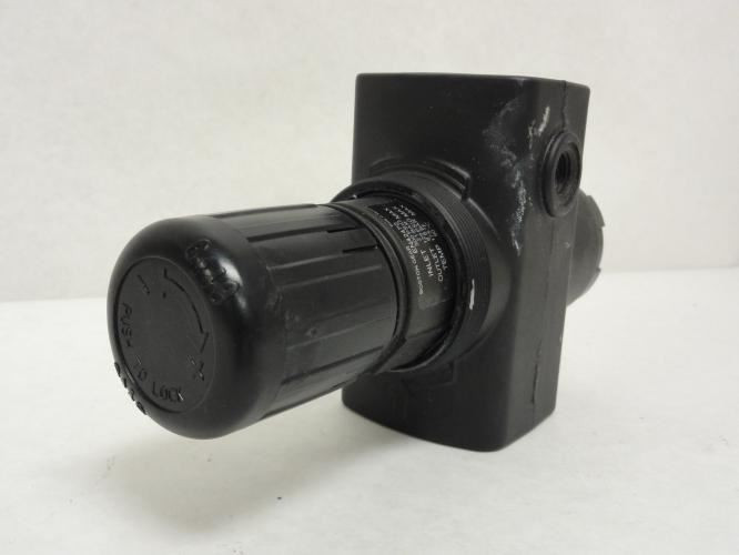 Boston EN42470; Regulator 300psi-In 125psi-Out NO Gauge