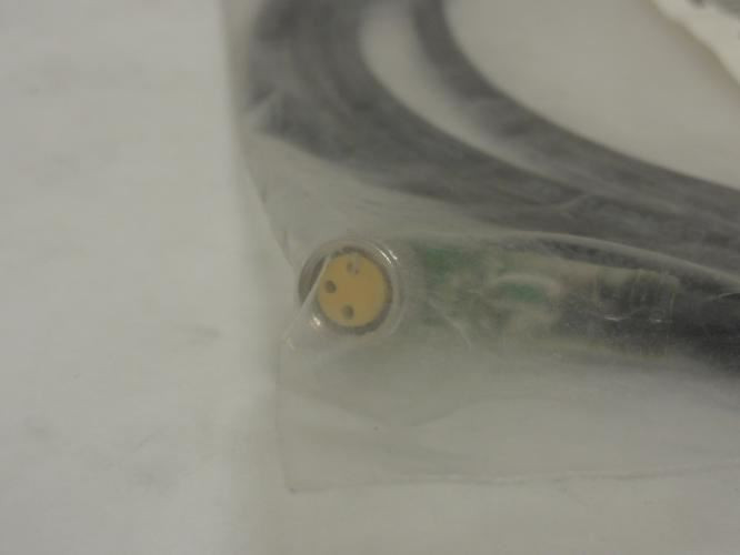Turck U0072; Female Right Angle Cordset; 2m Long; 3-Wire