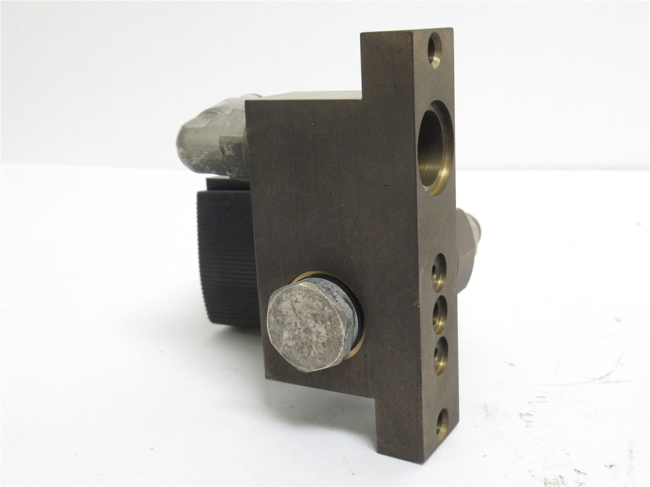 Burkert 125653; Servo Assisted Diaphragm Valve; 10bar; 24VDC
