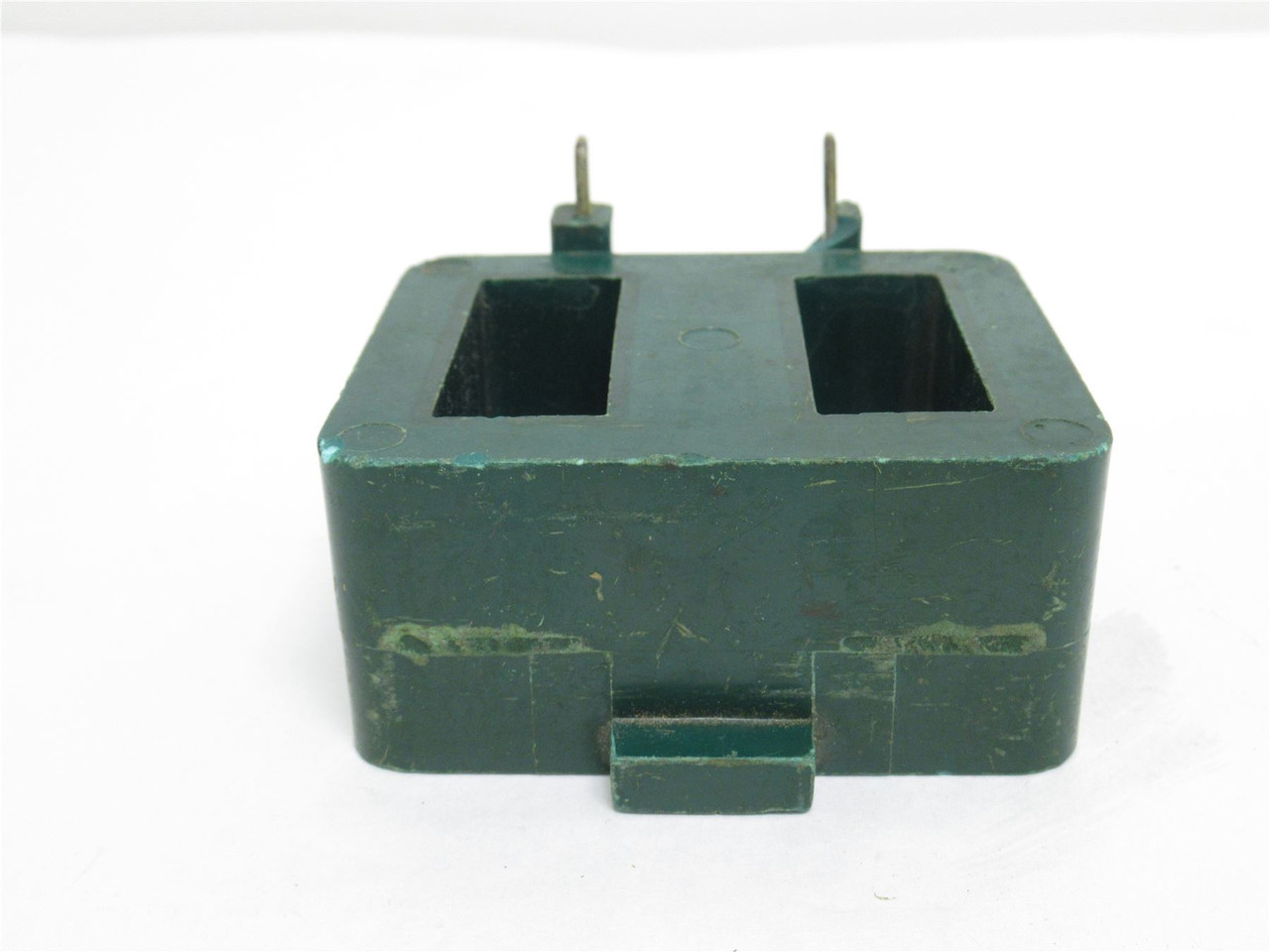 Cutler-Hammer 9-1889-2; Contactor Coil 220/240VAC; Chipped
