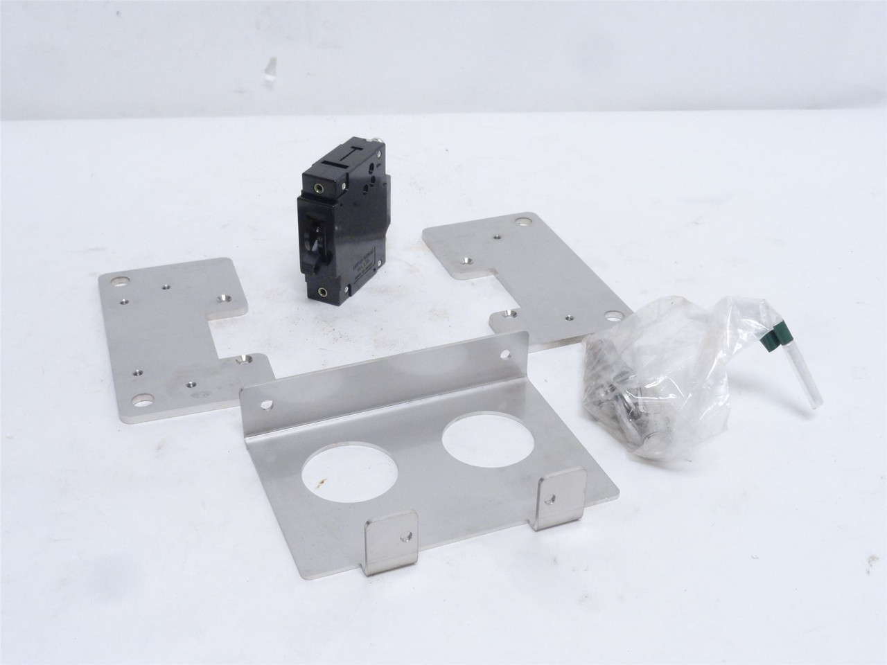 Nippon UP50G-P-1-101-75; Circuit Breaker; 75A; 250VAC; 1 Pole