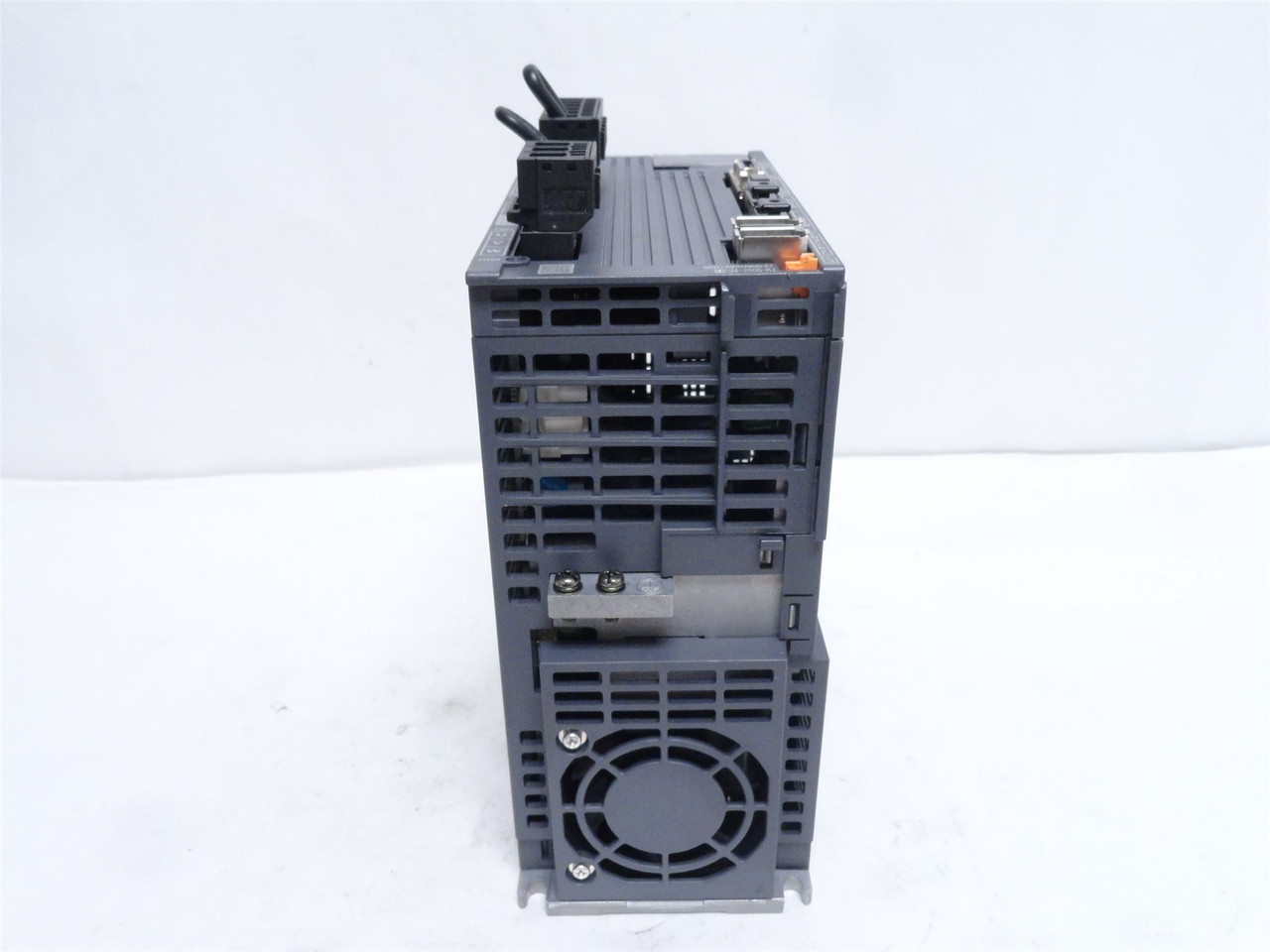 Mitsubishi MR-J4-200B-RJ; Servo Drive Unit/Amplifier; 2kW
