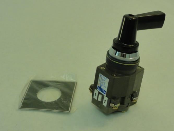 Idec ACSNO004; Cam Switch 10A 600V