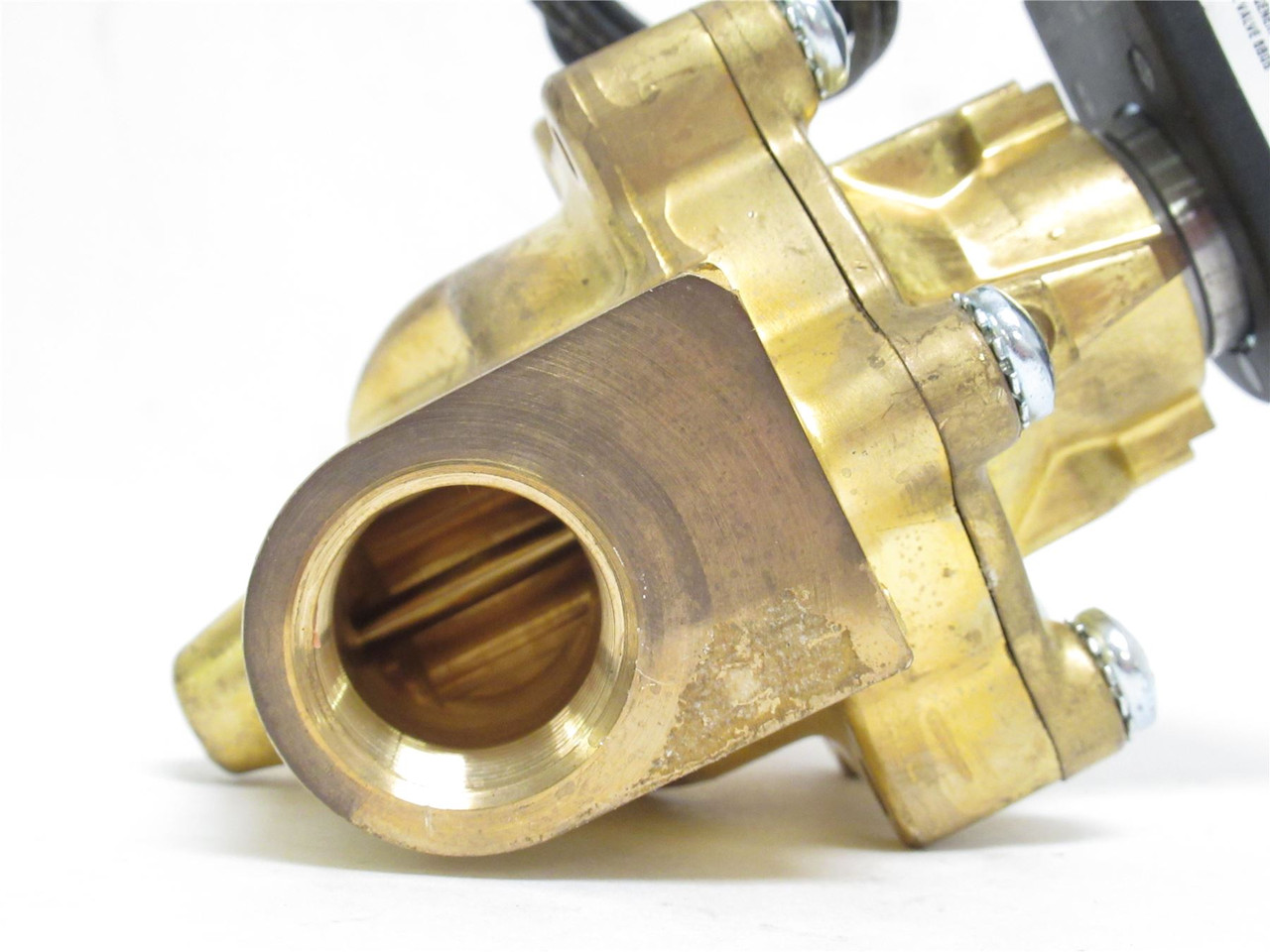 Parker 73222BN52N00N0C111B6; Solenoid Valve; 1/2NPT; 120VAC