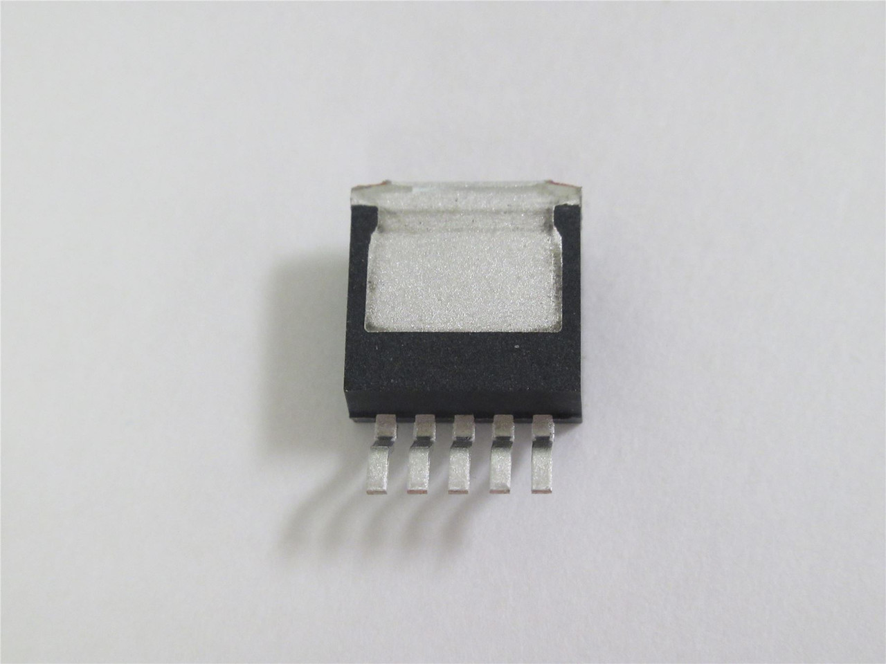 Texas Instruments LM2593HVS-3.3/NOPB; Lot-15 IC Reg Buck;3.3V