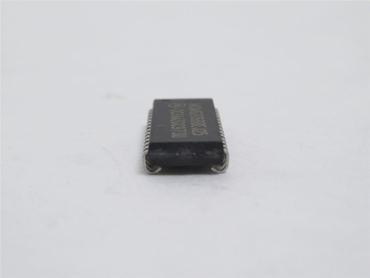 Motorola MCM6206BBEJ25; Lot-11; Fast Static RAM; 32K x 8