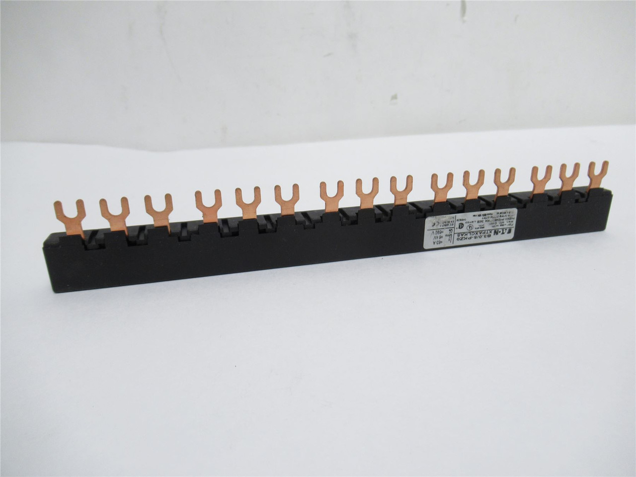 Eaton XTPAXCLKA5; Commoning Link; 3 Phase; 5 Devices Frame B