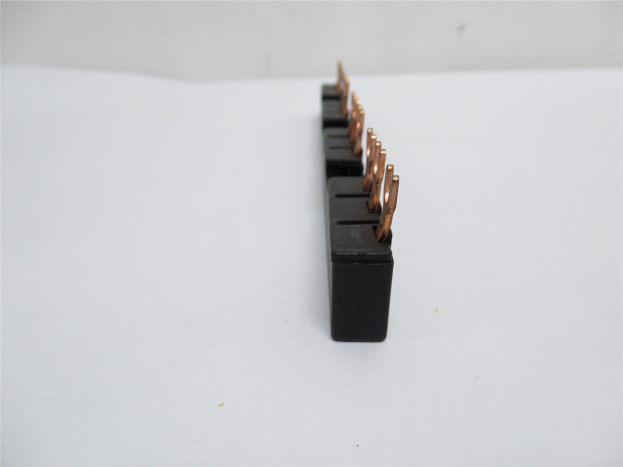 Eaton XTPAXCLKC4; Commoning Link; 3 Phase; 4 Devices Frame B