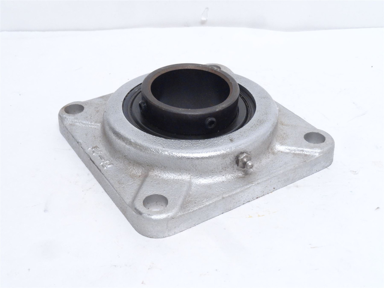 MB NFC425-2-7/16; Flange Bearing; 2-7/16"ID; 4-Bolt