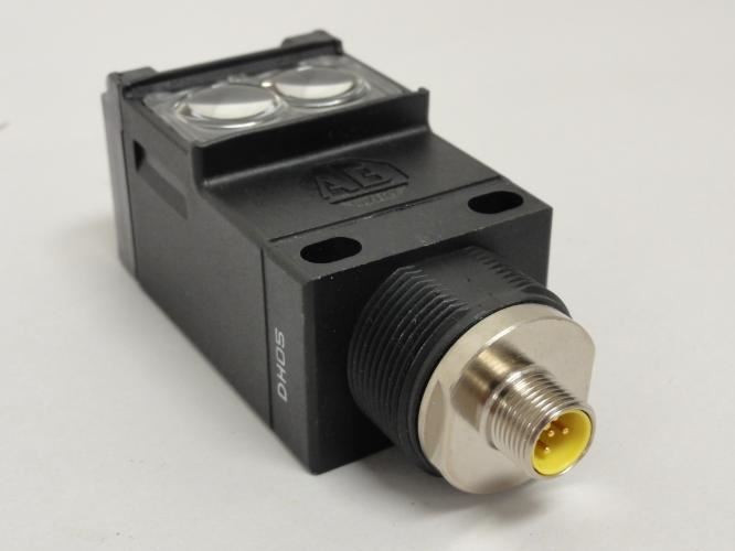 Allen-Bradley 42GTGP-10010-QD; Photo Sensor; 10-30VDC; 70mA