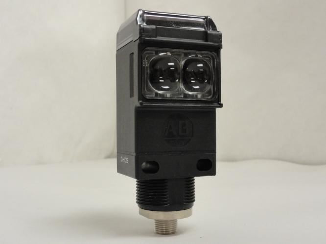 Allen-Bradley 42GTGP-10010-QD; Photo Sensor; 10-30VDC; 70mA