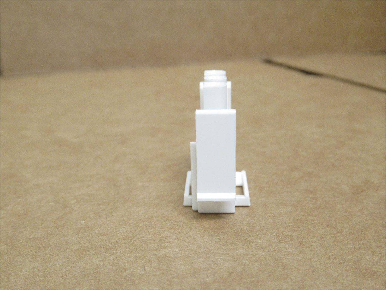 AMP 350766-1; Lot-88 Connector Plugs; 3Pos; Single Row