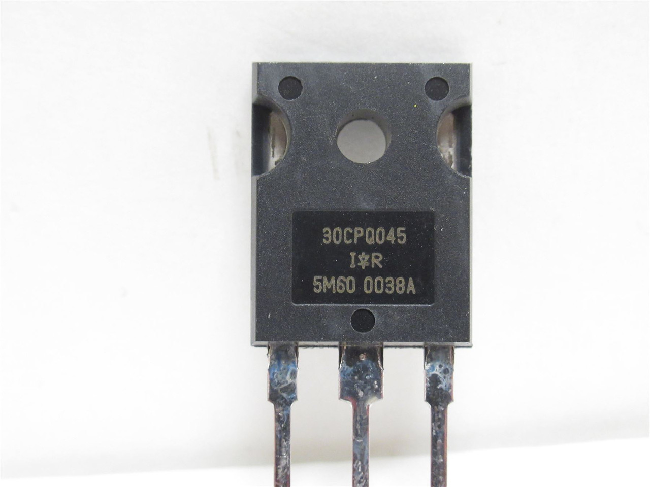 Vishay 30CPQ045; Lot-7; Schottky Rectifier; 2 x 15A; 45V