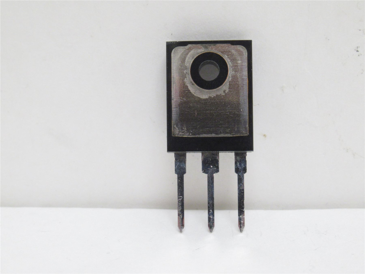 Vishay 30CPQ045; Lot-7; Schottky Rectifier; 2 x 15A; 45V